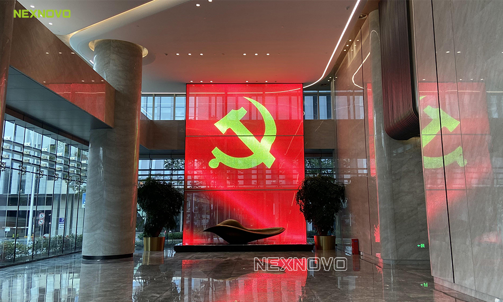 航融大厦LED光电玻璃.jpg