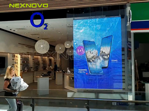 斯洛伐克BratislavaO2店透明LED显示屏项目