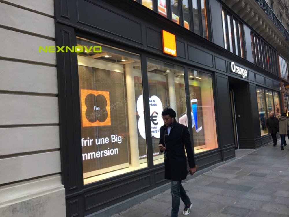 Orange法国电信再一次选择晶泓LED透明屏(图4)