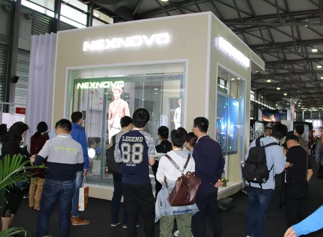 晶泓科技透明LED显示屏争艳C-star 2018上海国际零售展，取得理想效果完美落幕(图5)